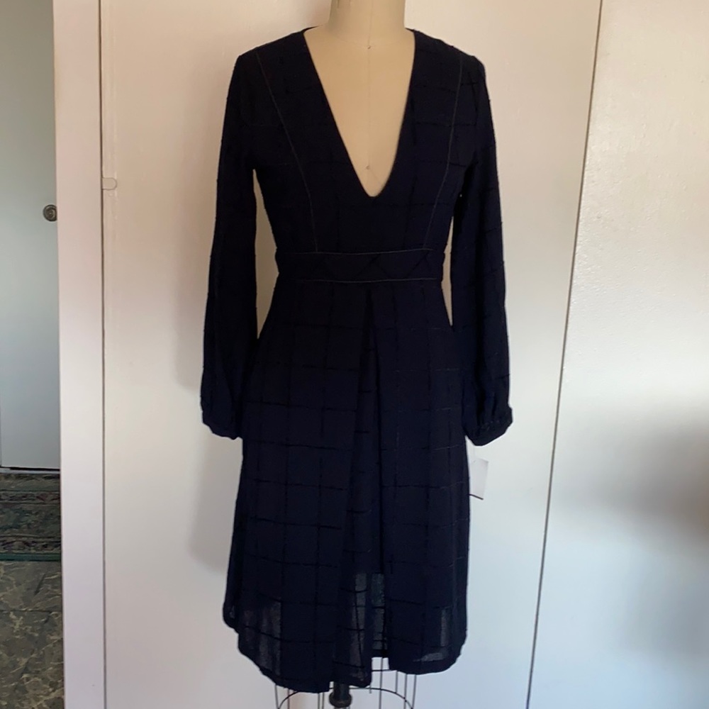 NaVy long sleeve beautiful dress